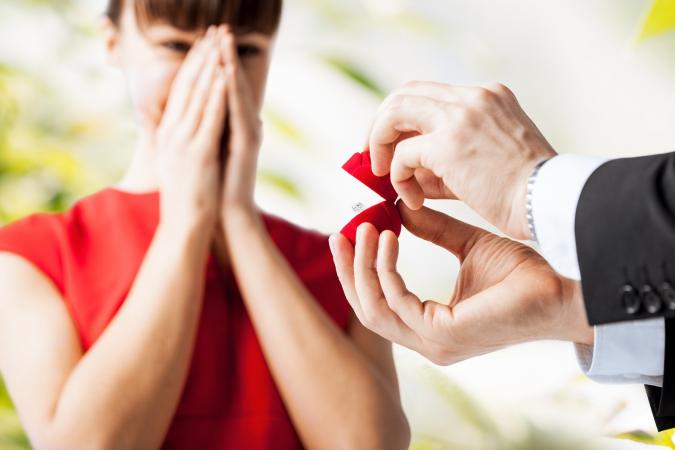 تجنب الملل في فترة الخطوبة