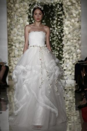 فساتين زفاف 2015 ريم عكرا reem acra 